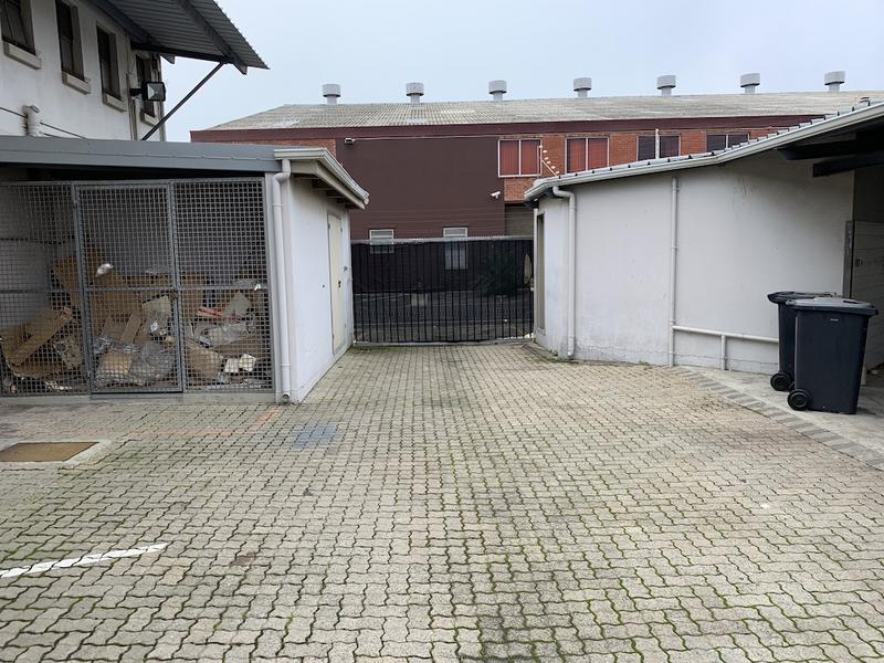 To Let Commercial Property for Rent in Paarden Eiland Western Cape